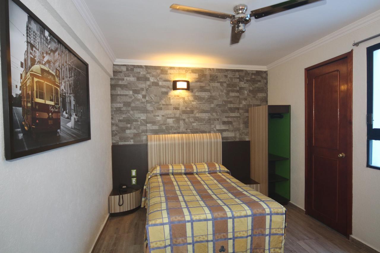 Hotel Plaza Crystal Xalapa Dış mekan fotoğraf