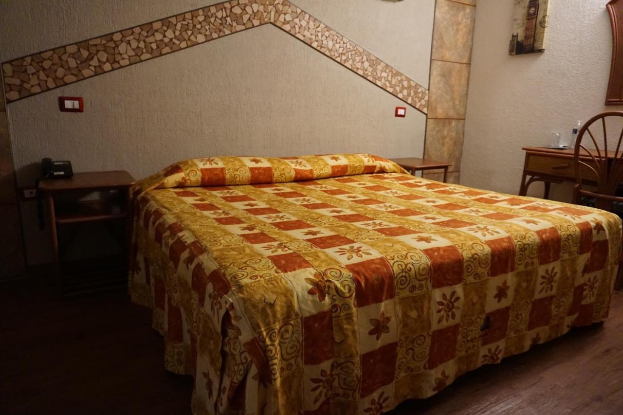 Hotel Plaza Crystal Xalapa Dış mekan fotoğraf